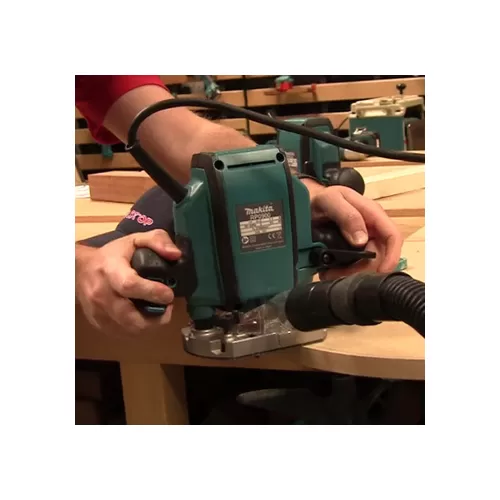 Фрезер ручний Makita висота ходу 35мм, вага 2,7 кг