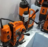 Установка алмазного свердління від 100 до 506мм на вертикальній станини