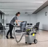 Пилосос для вологого і сухого прибирання, 30 л, 1,38 кВт