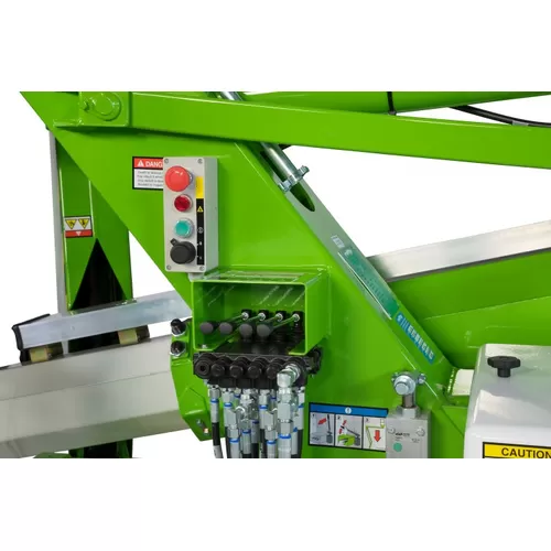 Колінчастий причіпний підйомник Niftylift N170